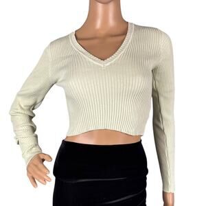 Brandy Melville Women's Ribbed Extra Cropped V-Neck Sweater Mint Green One Size